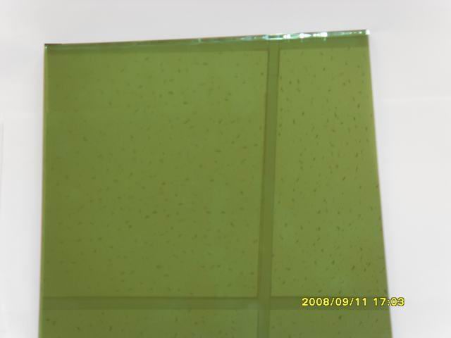 dark green reflaective glass