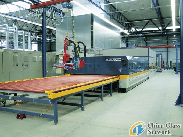 sell glass tempering furnace machine