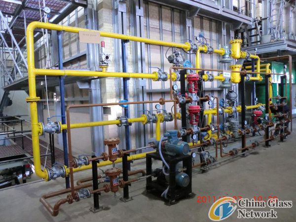 combustion & control system for glass melting furnace