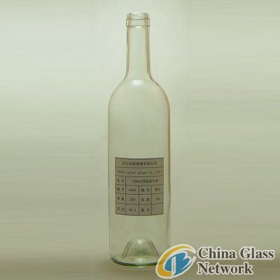 The supply of white wine bottles of high-grade red wine health wine