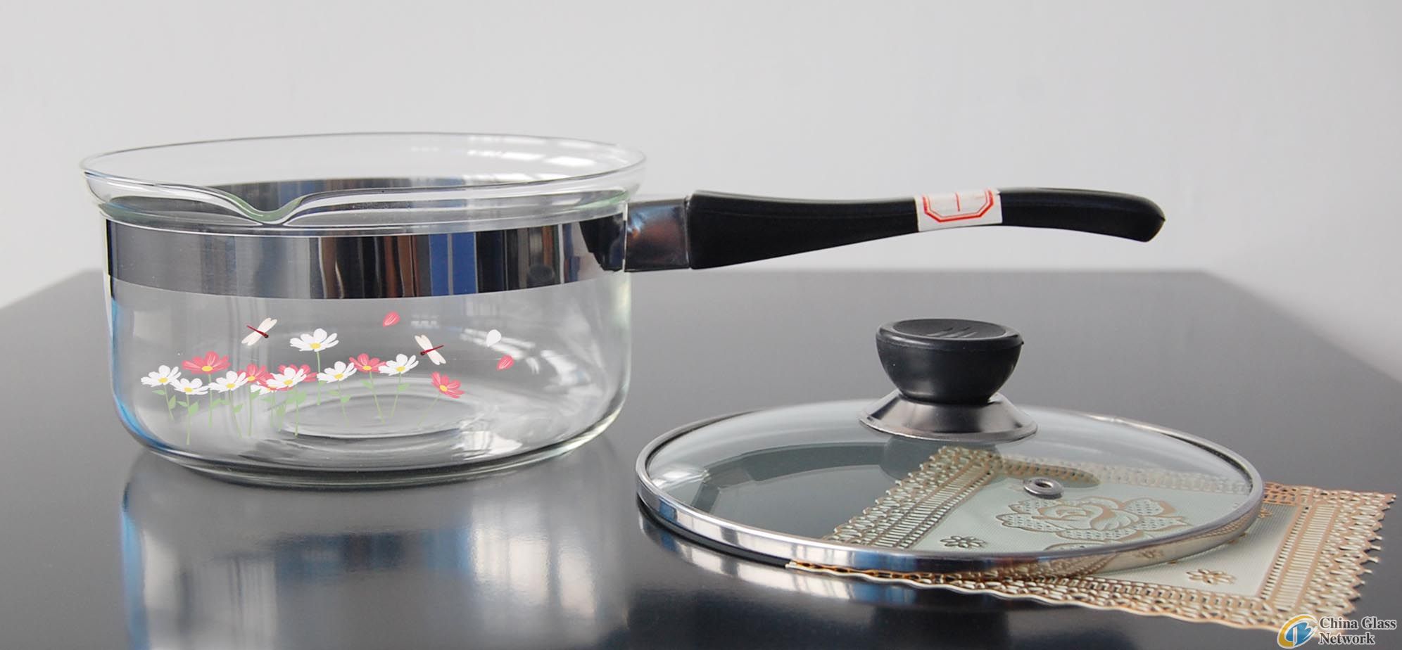 heat-resistant glass pan