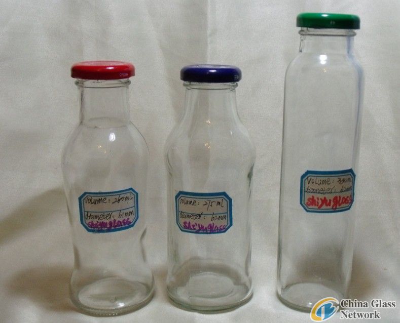 Beverage bottles-2211