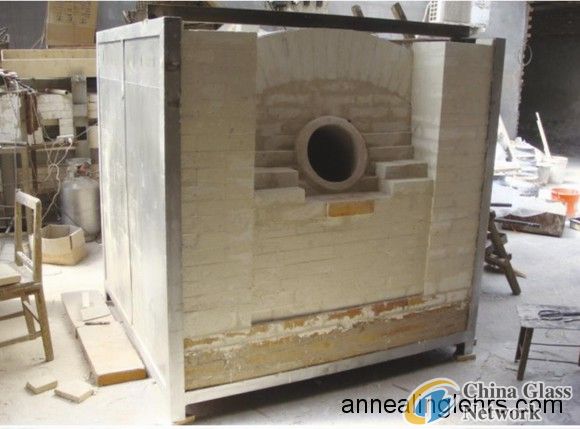 Glass crucible furnace