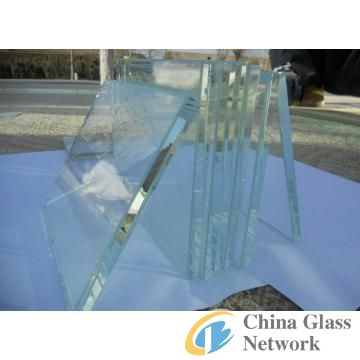 Ultra clear glass