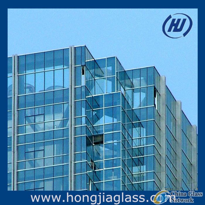 LOW-EMISSIVITY GLASS