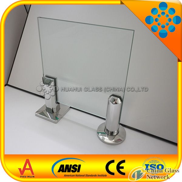 manufacture low iron tempered glass and stainless steel spigot for pool fencing