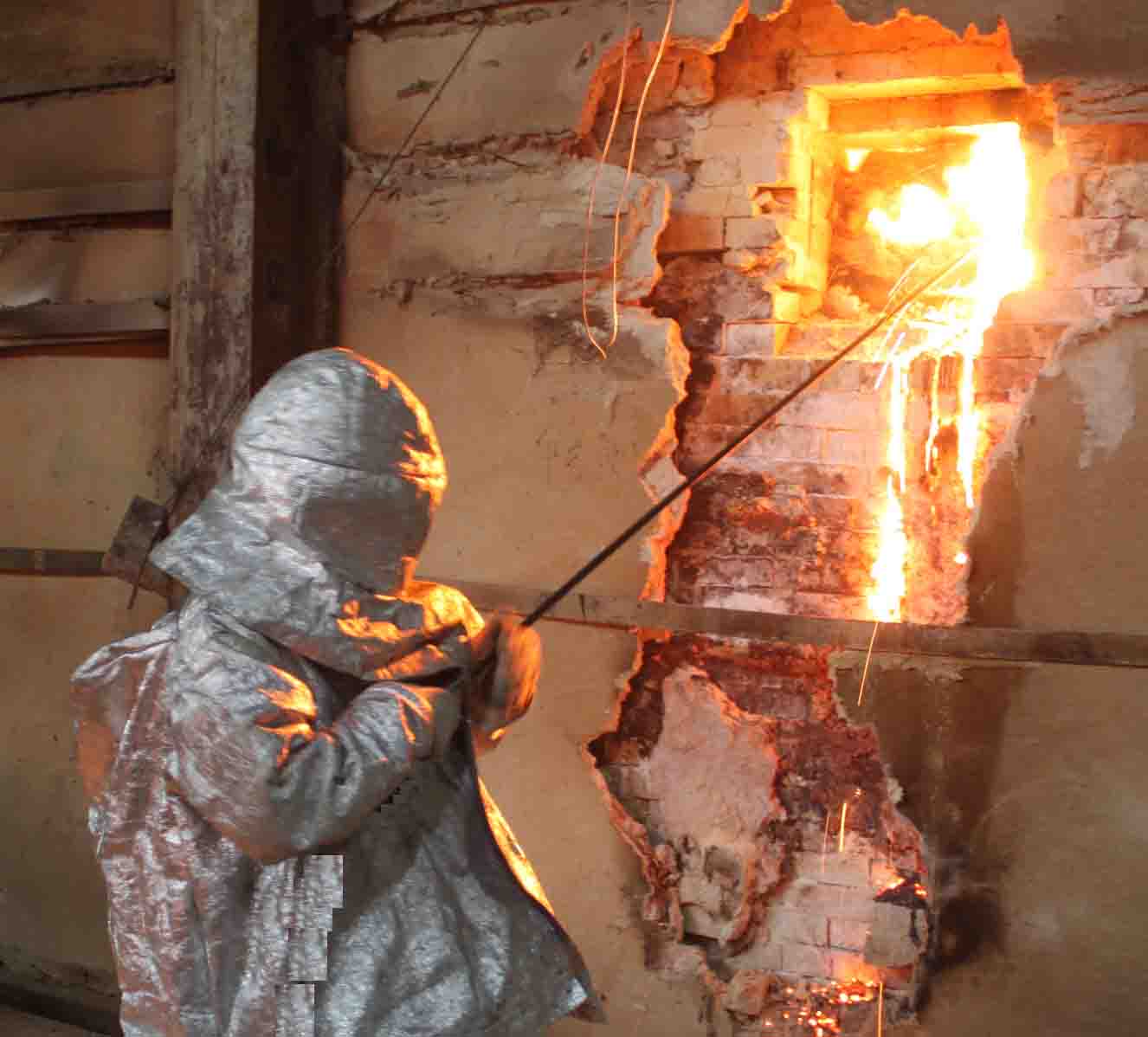 Hole Openging on the Furnace Wall