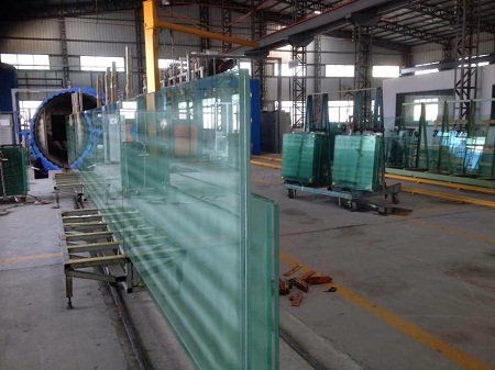 Laminated glass