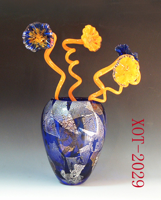 art glass vase