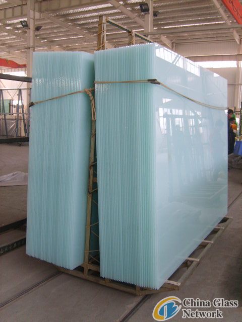 LAMINATED GLASS