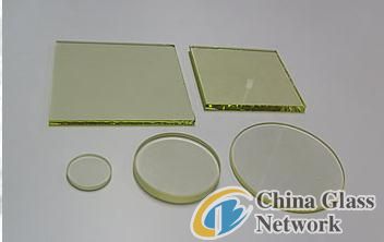 Ultra thin lead glass