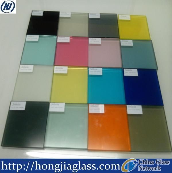 Colorful laminated glass