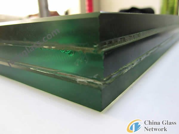 Laminated glass