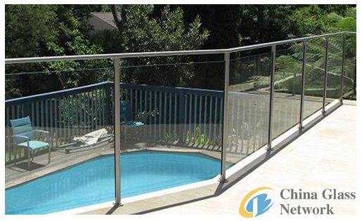 laminated glass fence