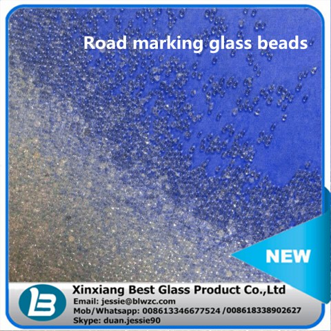 Drop on glass beads for road marking paint