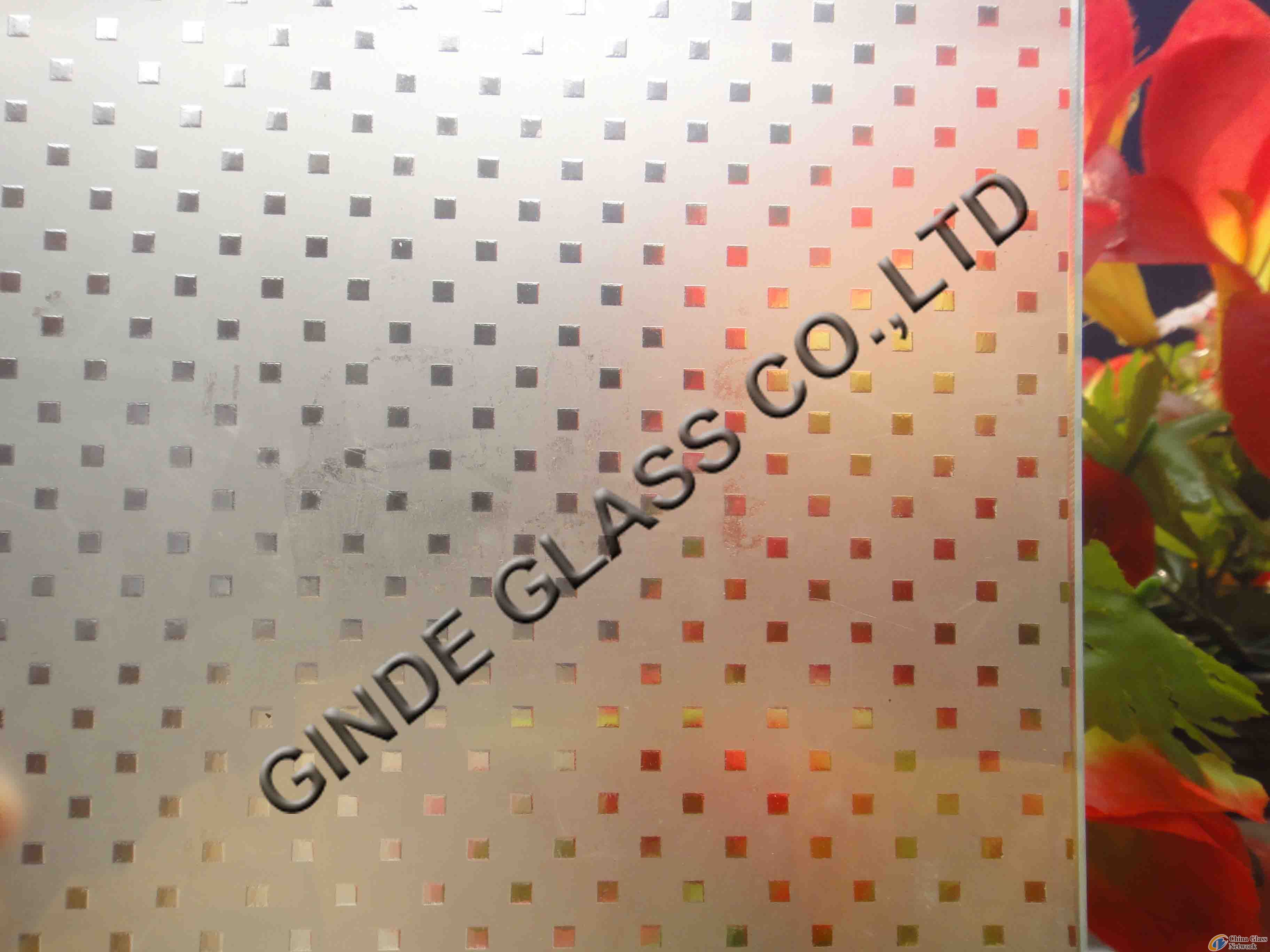 light acid etched glass/small check