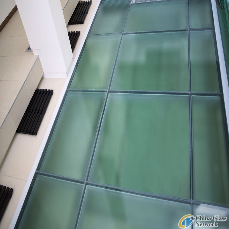 mosaic anti-slip glass