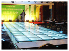 anti-slip laminated glass