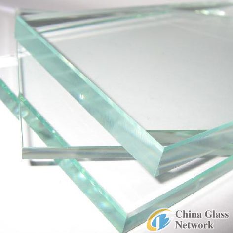 Ultra clear tempered glass