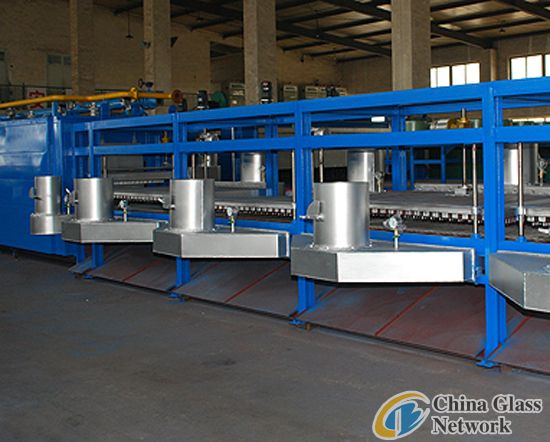 Thermal glass tempering furnace