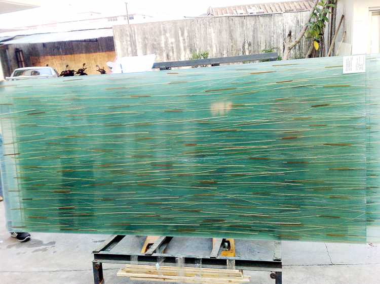 Hot sale high quality well polished laminated glass with plants design inside Decorative Background 