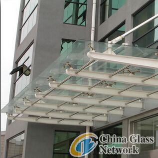 Laminated glass roof