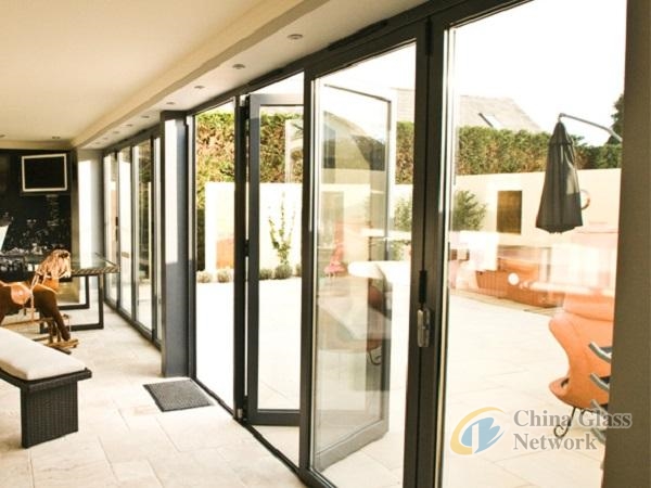 Alufolddirect Modern Aluminium Bifold Doors For New Build