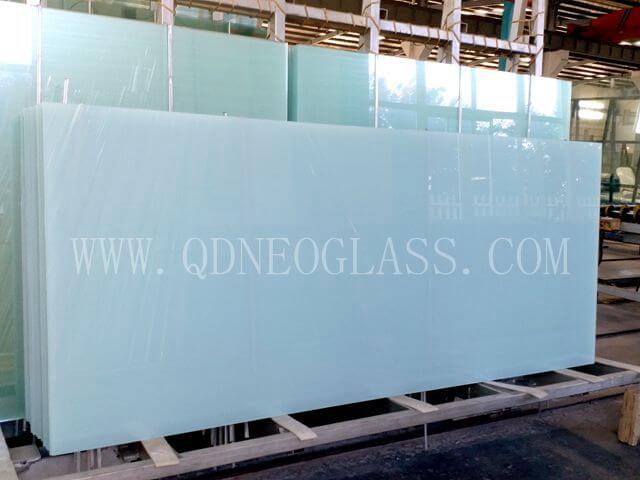 Opal White Laminated Glass.jpg