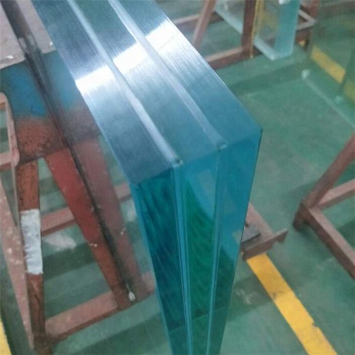 Laminated glass78.jpg