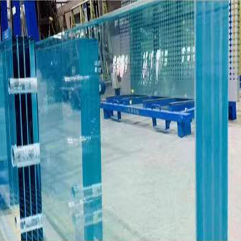 Laminated glass.jpg