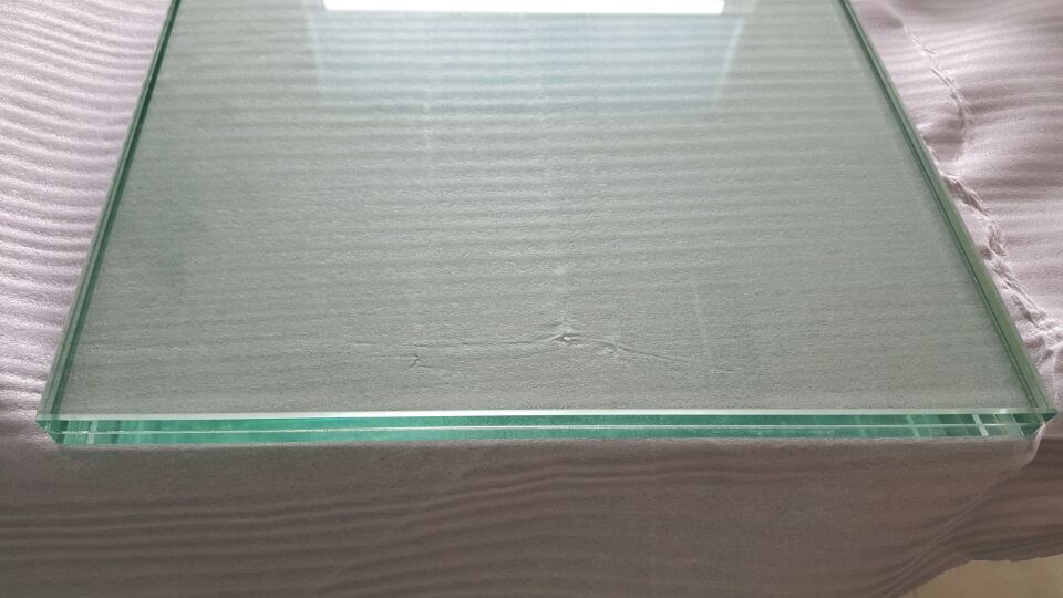 clear and tinted laminated glass