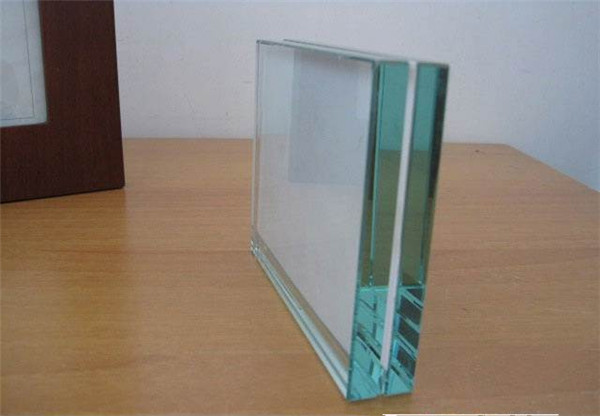 Laminated glass