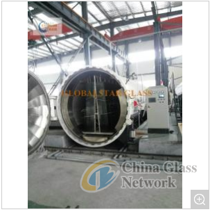 Clear PVB Laminated Glass (on Building)