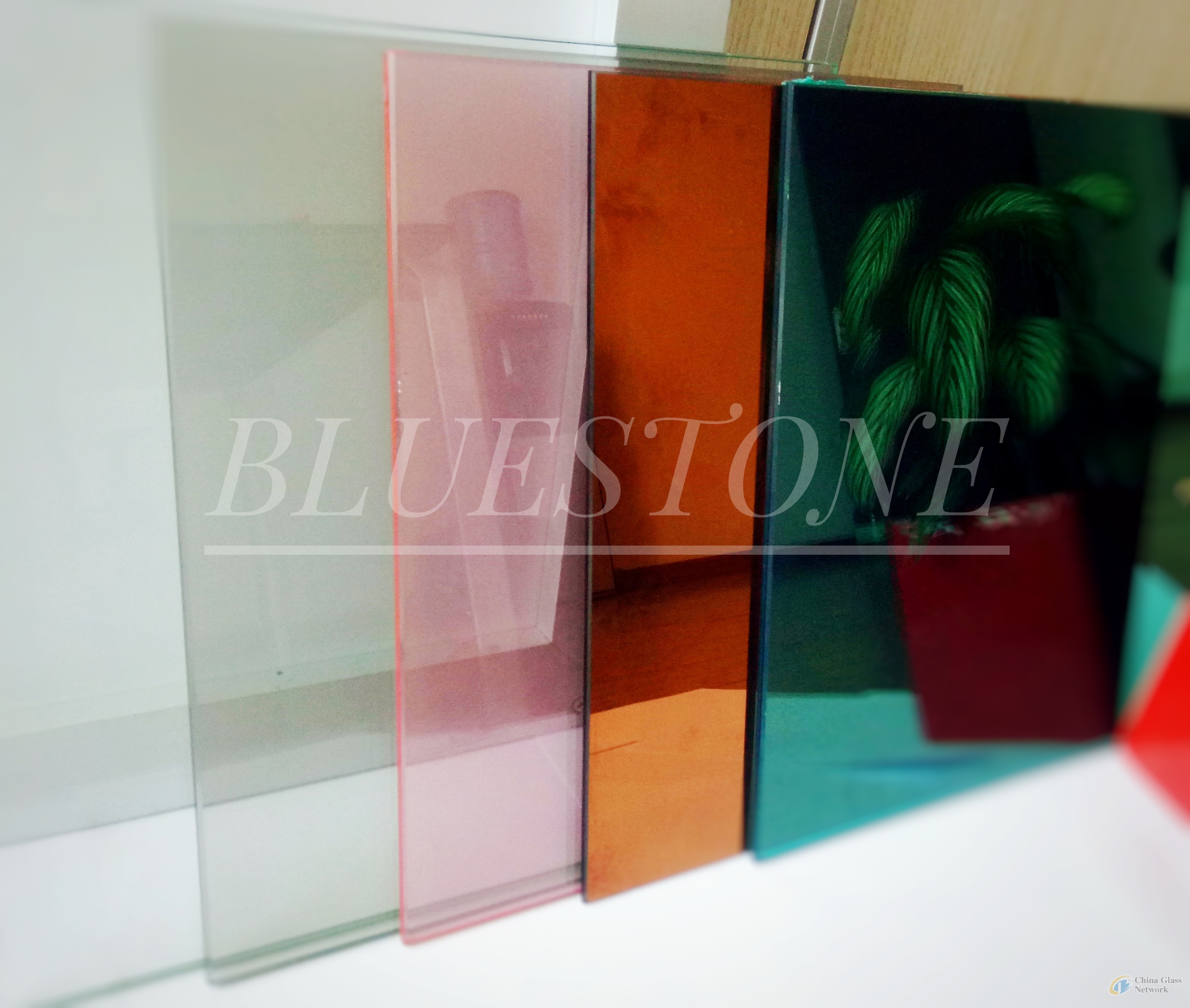 4.38mm-30mm SAFETY LAMINATED GLASS with CE & ISO certificate