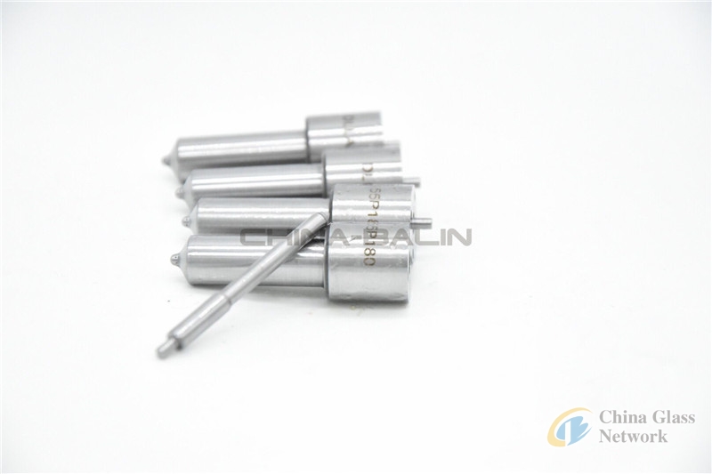 Hot sale BASCOLIN Nozzle F 019 121 180, DLLA155P180