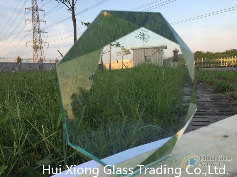 Faceted beveling glass craft / glass trophy