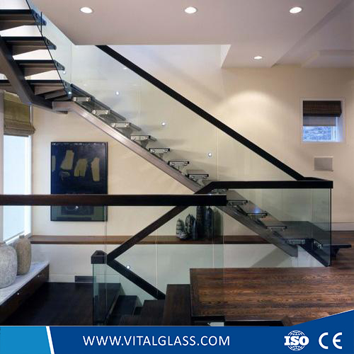 Solid Tempered Glass StairCase