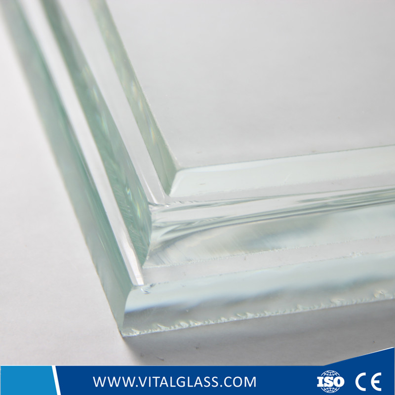 Ultra clear float glass