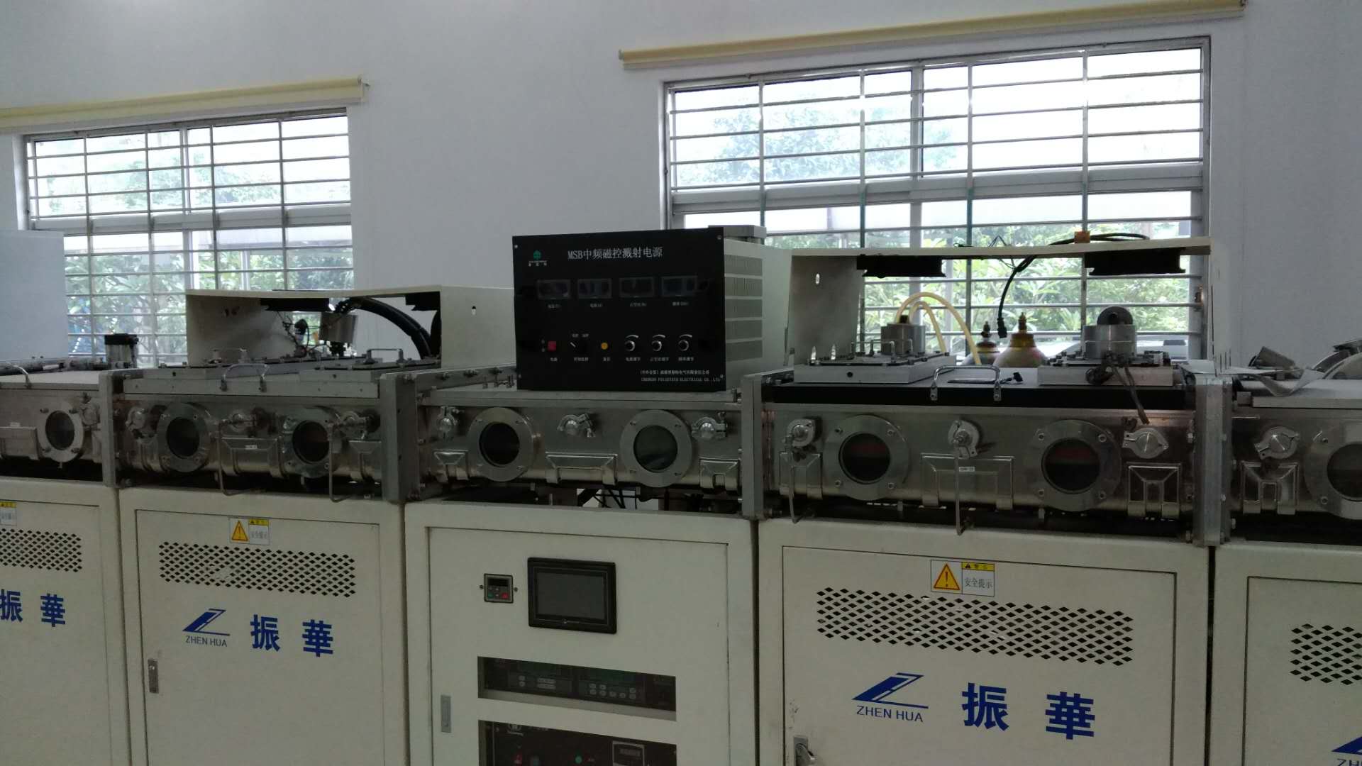 Complete manufacturing machines for electro-chromic smart glass (Turn-Key Project)