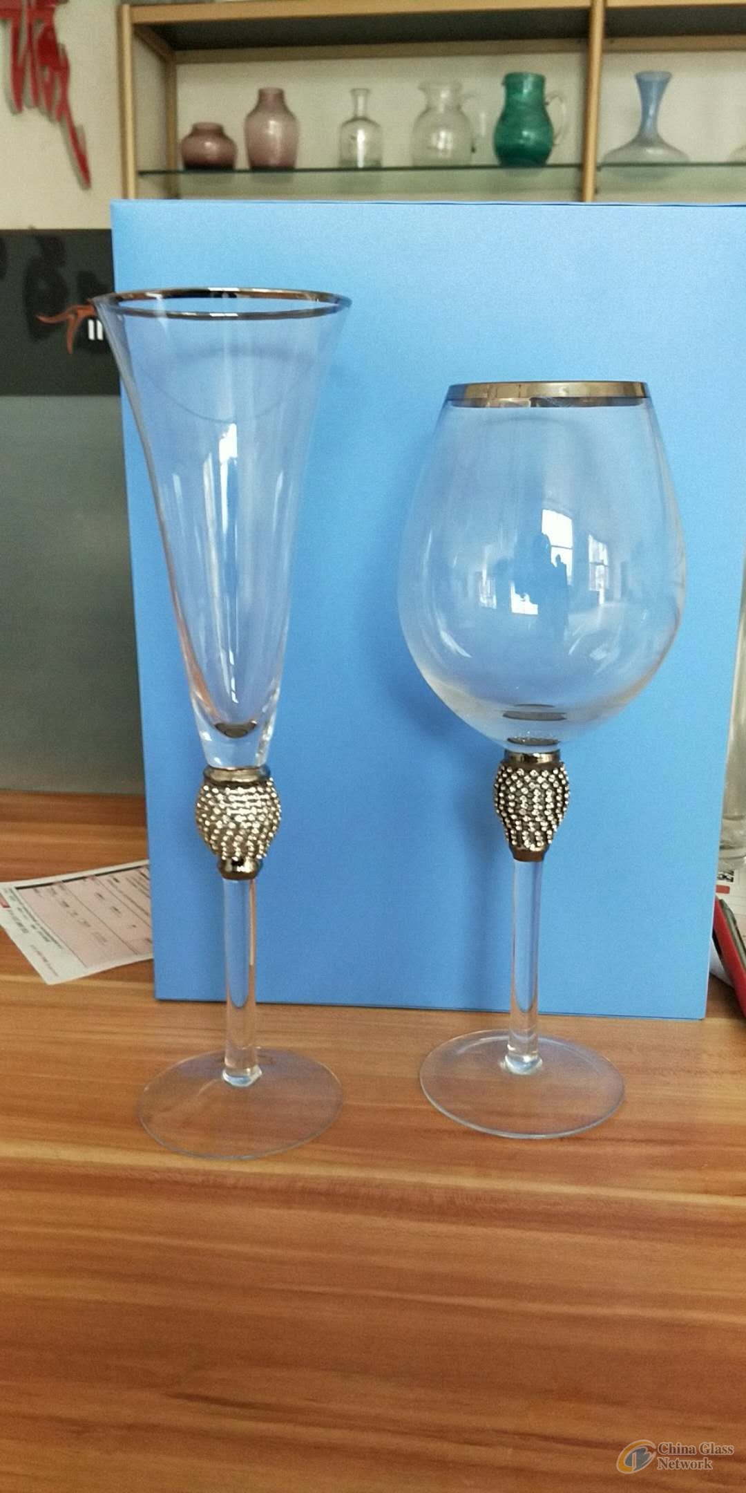 Wine Glass and Cocktail Glass Cup