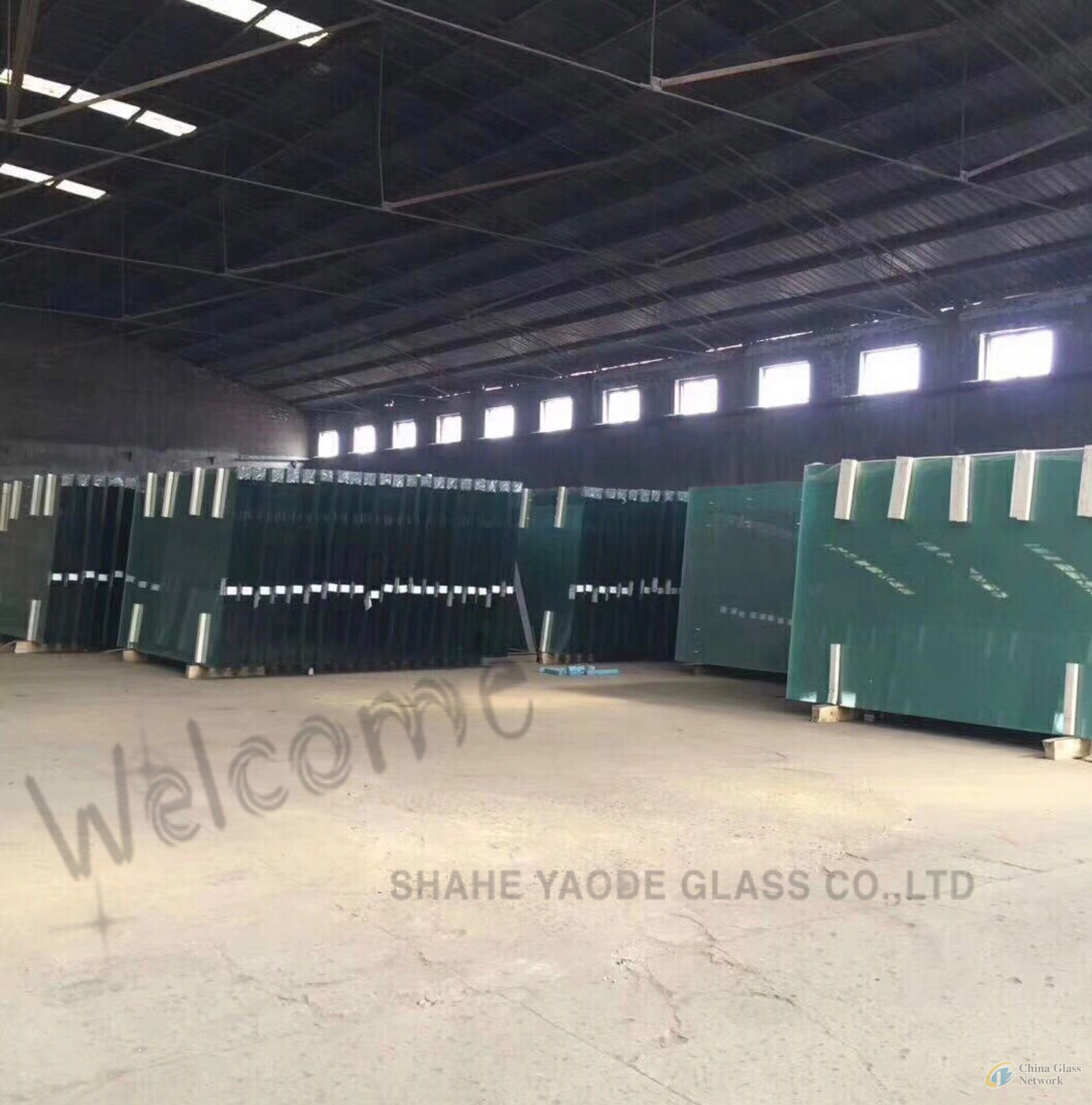 FLOAT GLASS