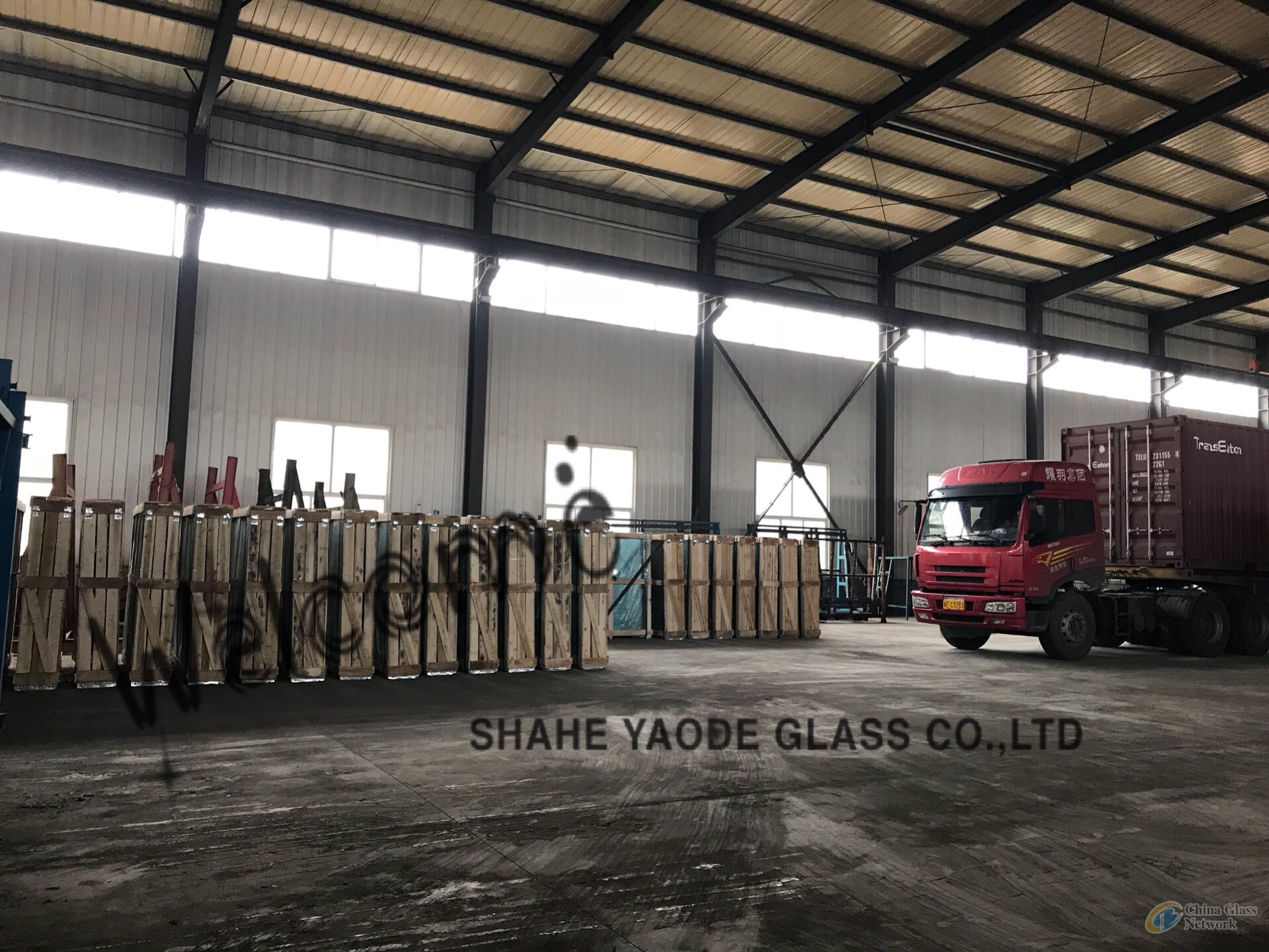 FLOAT GLASS