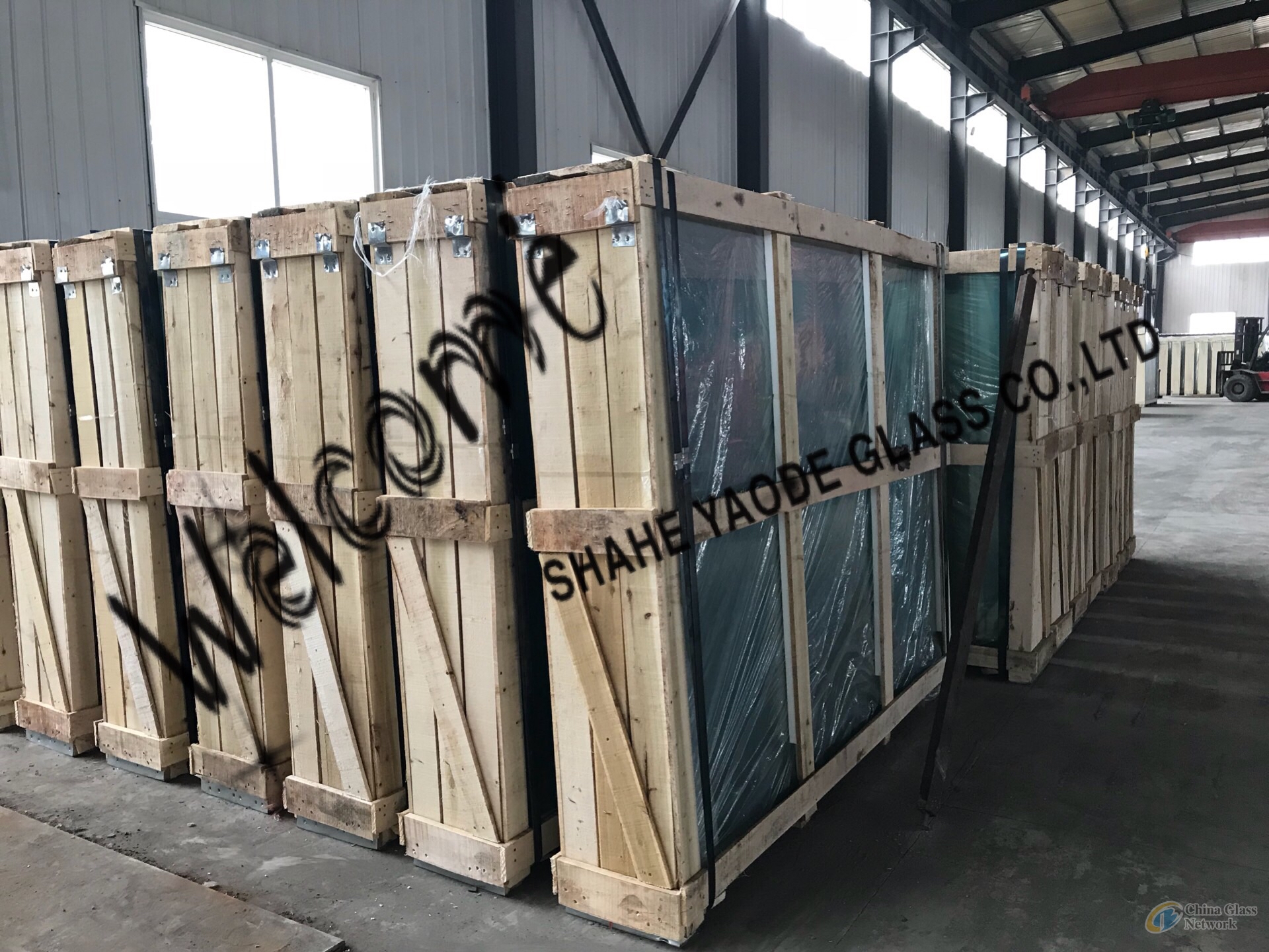 FLOAT GLASS