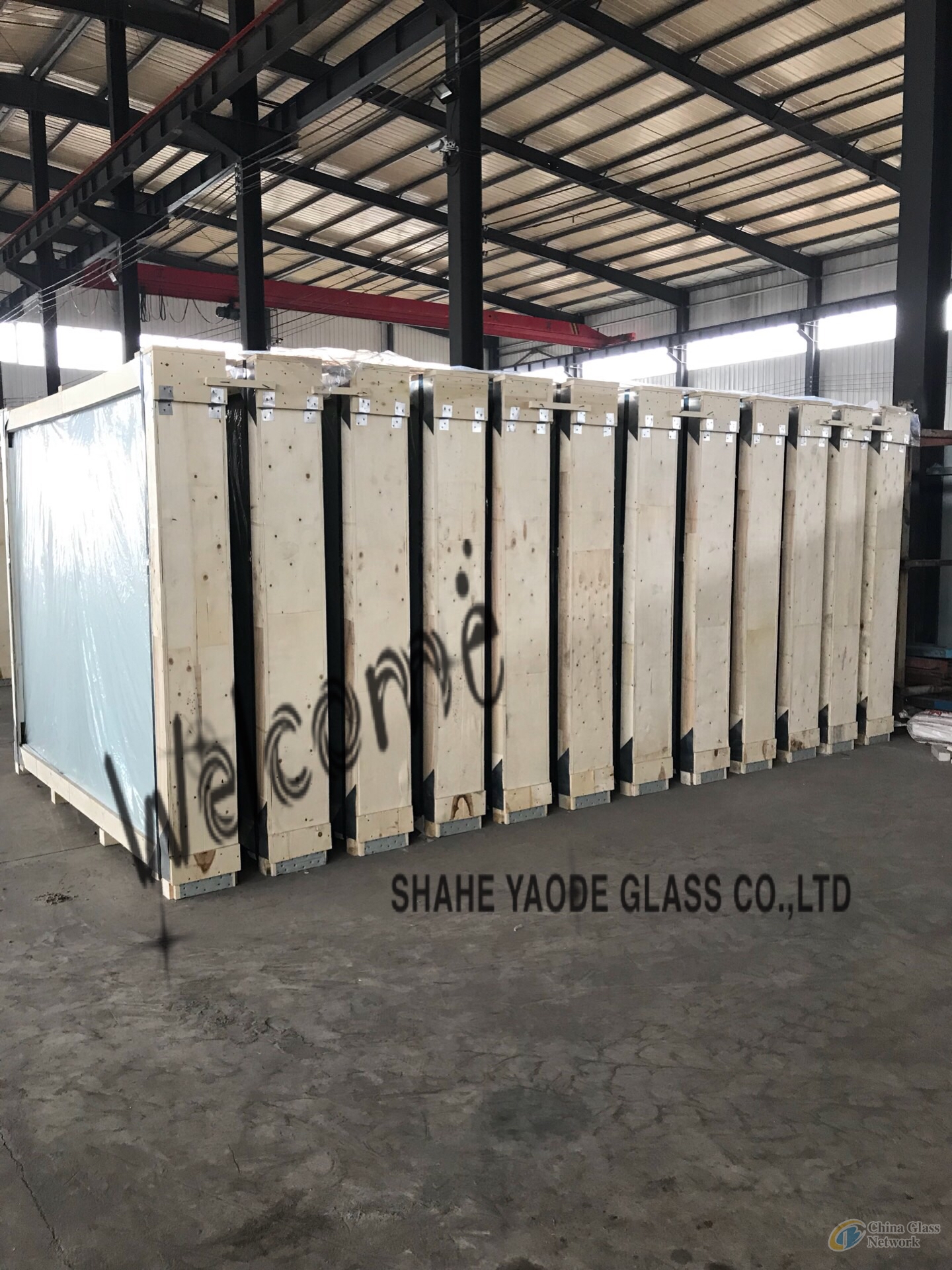 FLOAT GLASS