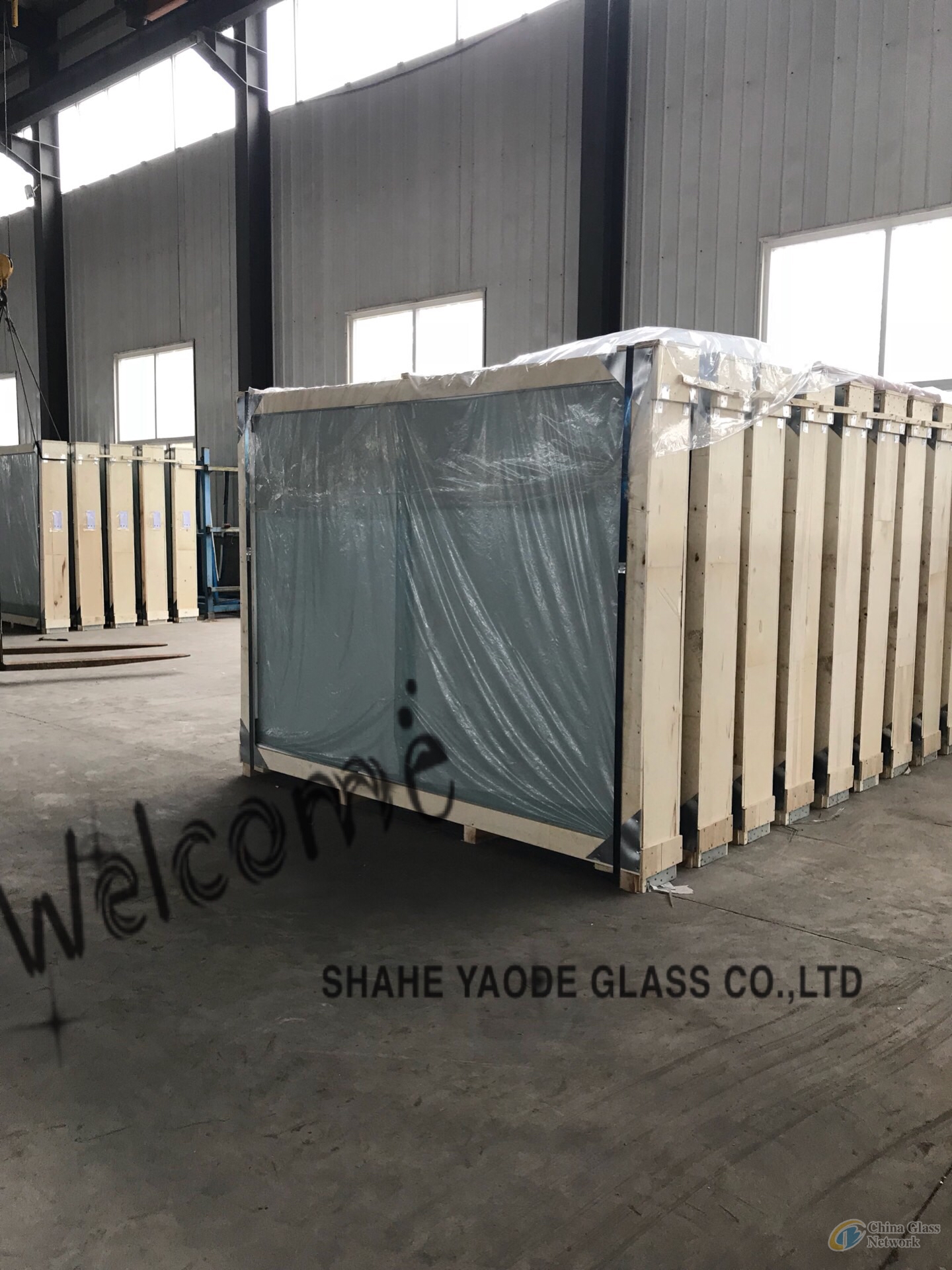 FLOAT GLASS