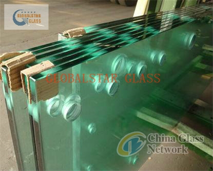 Heat strengthened glass