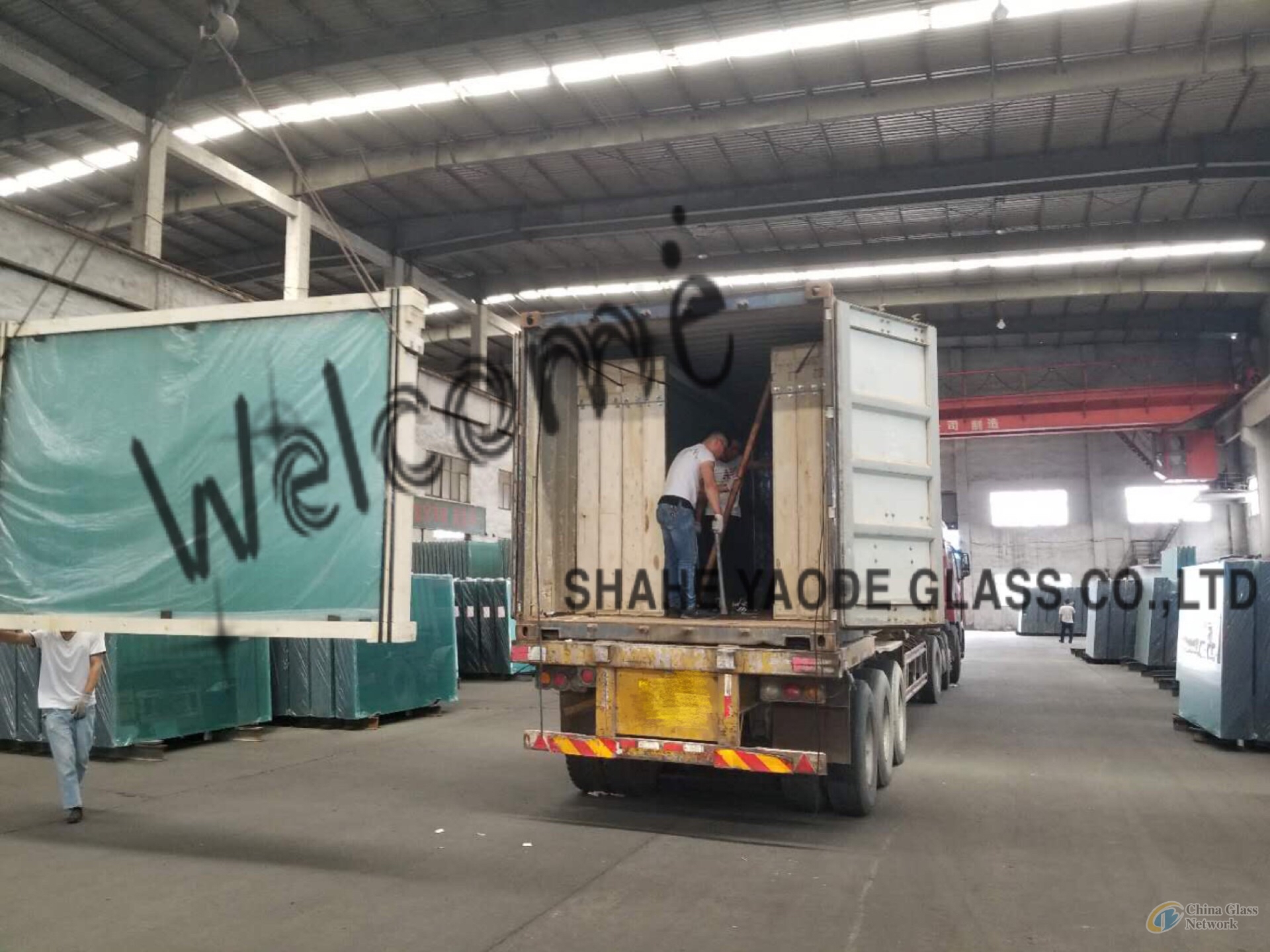 FLOAT GLASS