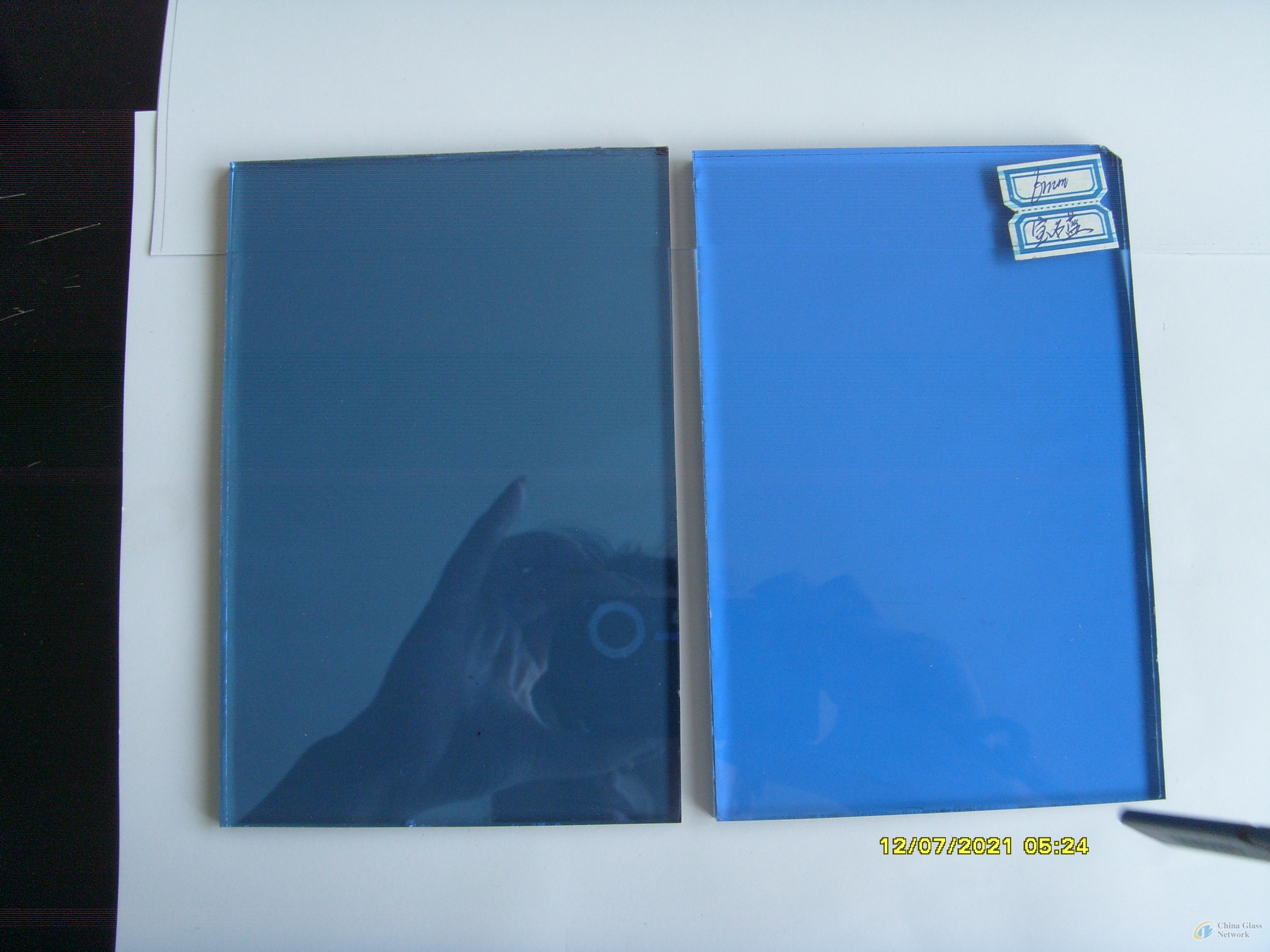 Blue float glass