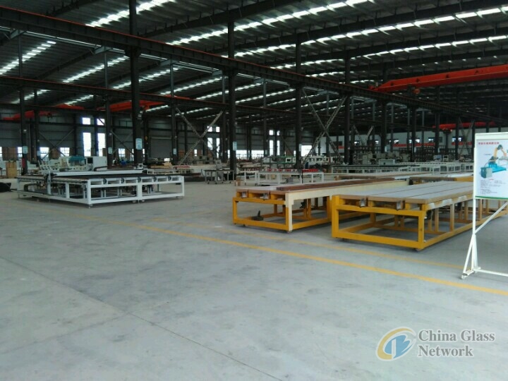 glass cutting machine