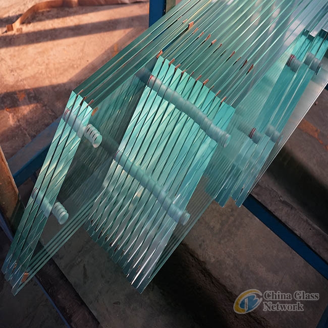 3-19mm tempered laminated safety architectural glass cost competitive available from China